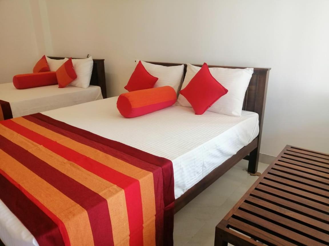 Golden Residence อนุราธปุระ ภายนอก รูปภาพ