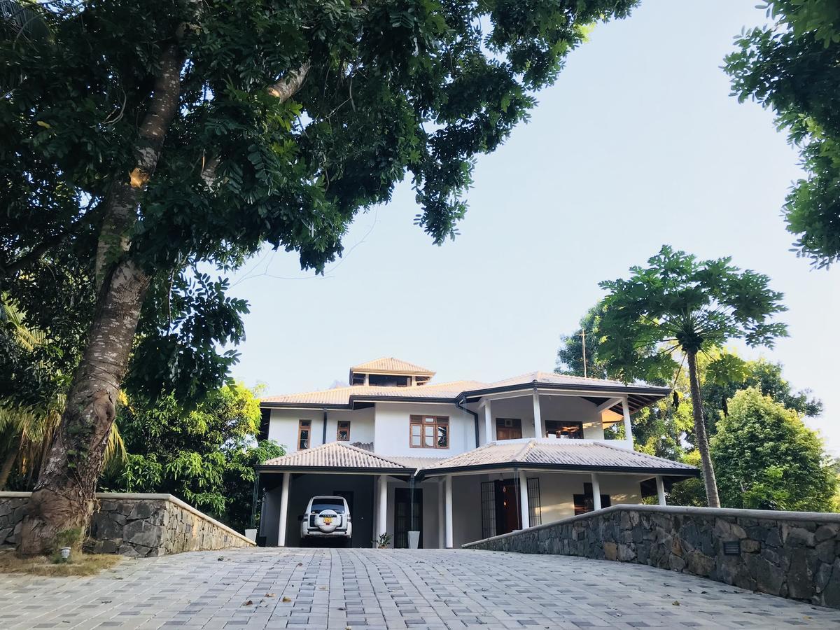 Golden Residence อนุราธปุระ ภายนอก รูปภาพ